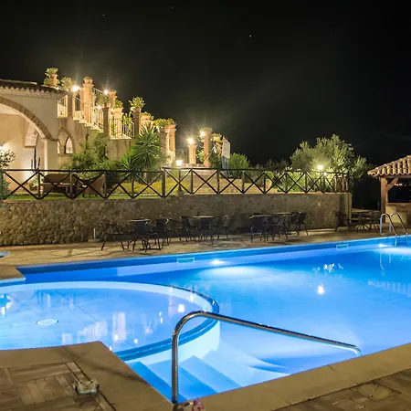 Country house Le Colline Del Gelso-masseria Mazzei