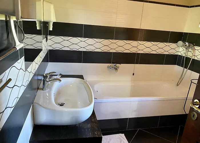 Le Colline Del Gelso-masseria Mazzei 乡村民宿