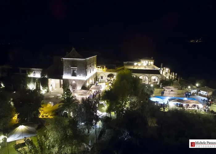 Le Colline Del Gelso-masseria Mazzei 乡村民宿 Solfara Mare